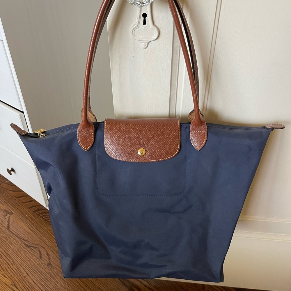 COPY - LongChamp navy large shoulder tote